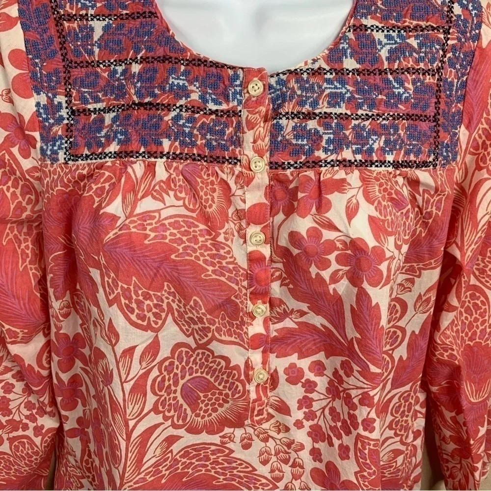 XS J Crew White Pink Floral Embroidered Pullover Top Long Sleeve Extra Small 0 2